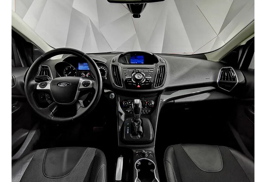 Ford Kuga 2.0 Duratorq TDCi PowerShift AWD (140 л.с.) Titanium Серый в АВИЛОН. Слайд №14