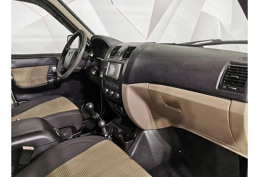 УАЗ Patriot 2.7 MT 4WD (128 л.с.) Желтый в АВИЛОН. Слайд №13