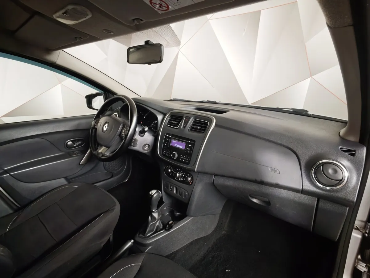 Renault Sandero 1.6 MT (102 л.с.) Privilege Бежевый в АВИЛОН. Слайд №12