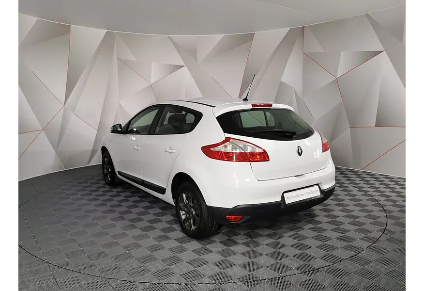 АВИЛОН - Renault Megane 1.6 MT (106 л.с.) Белый - slide 5