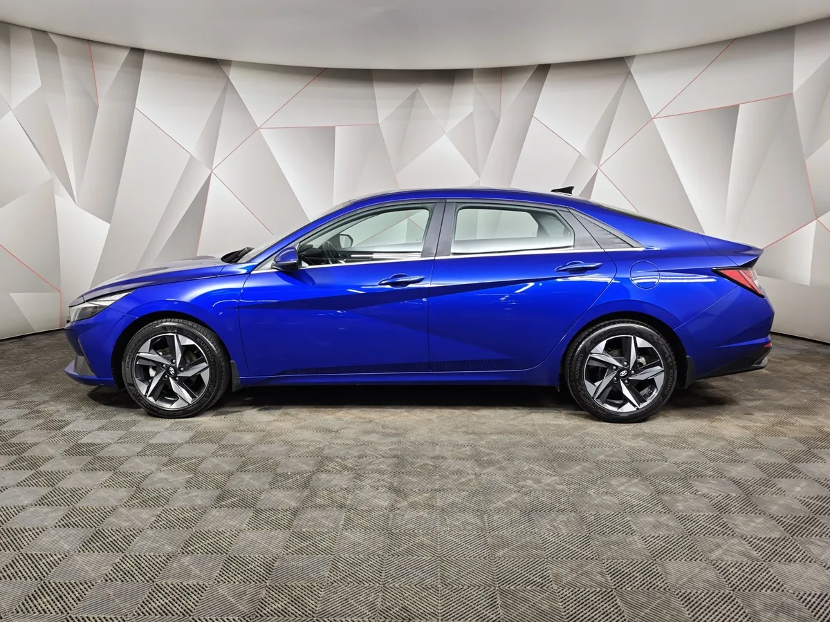 Hyundai Elantra 1.6 AT (128 л.с.) Prestige Синий в АВИЛОН. Слайд №5