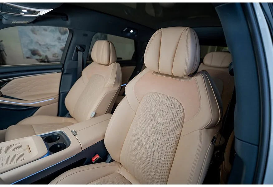 LIVE. Слайд №10