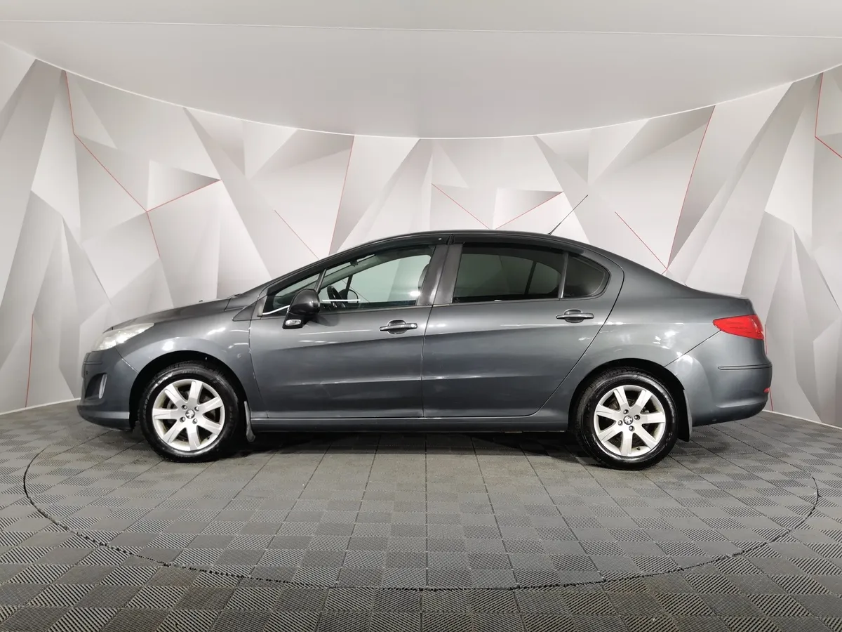 Peugeot 408 1.6 HDi MT (114 л.с.) Active Серый в АВИЛОН. Слайд №5