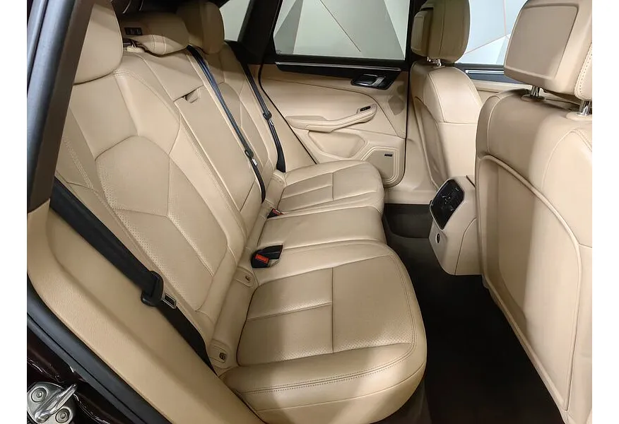 Porsche Macan 2.0 PDK AWD (252 л.с.) Коричневый в АВИЛОН. Слайд №16