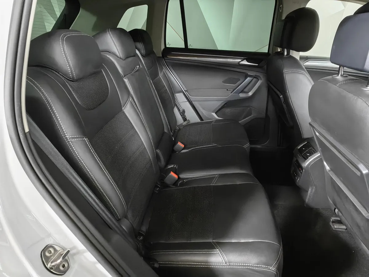 Volkswagen Tiguan 1.4 TSI BlueMotion DSG (150 л.с.) Белый в АВИЛОН. Слайд №16