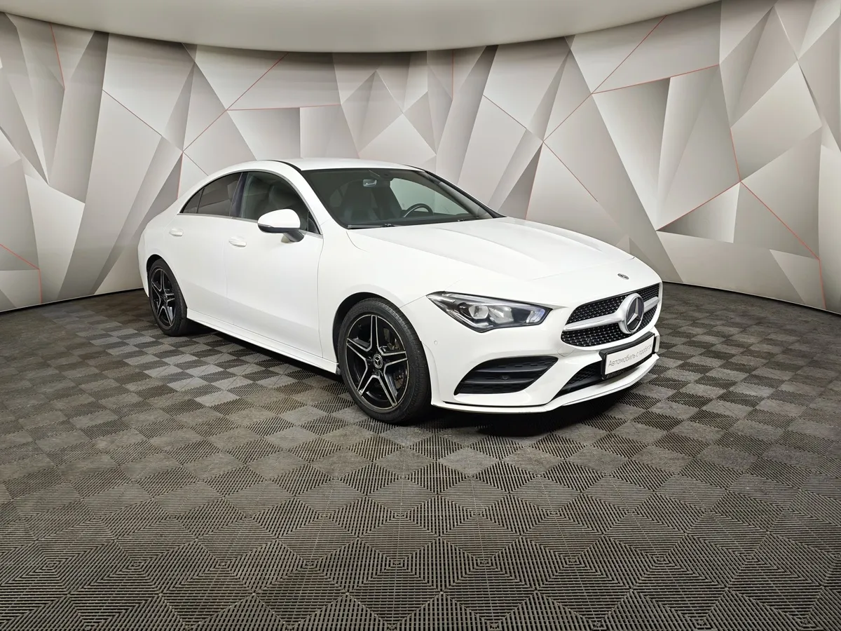 Mercedes-Benz CLA 200 7G-DCT (150 л.с.) Sport Белый в АВИЛОН. Слайд №3