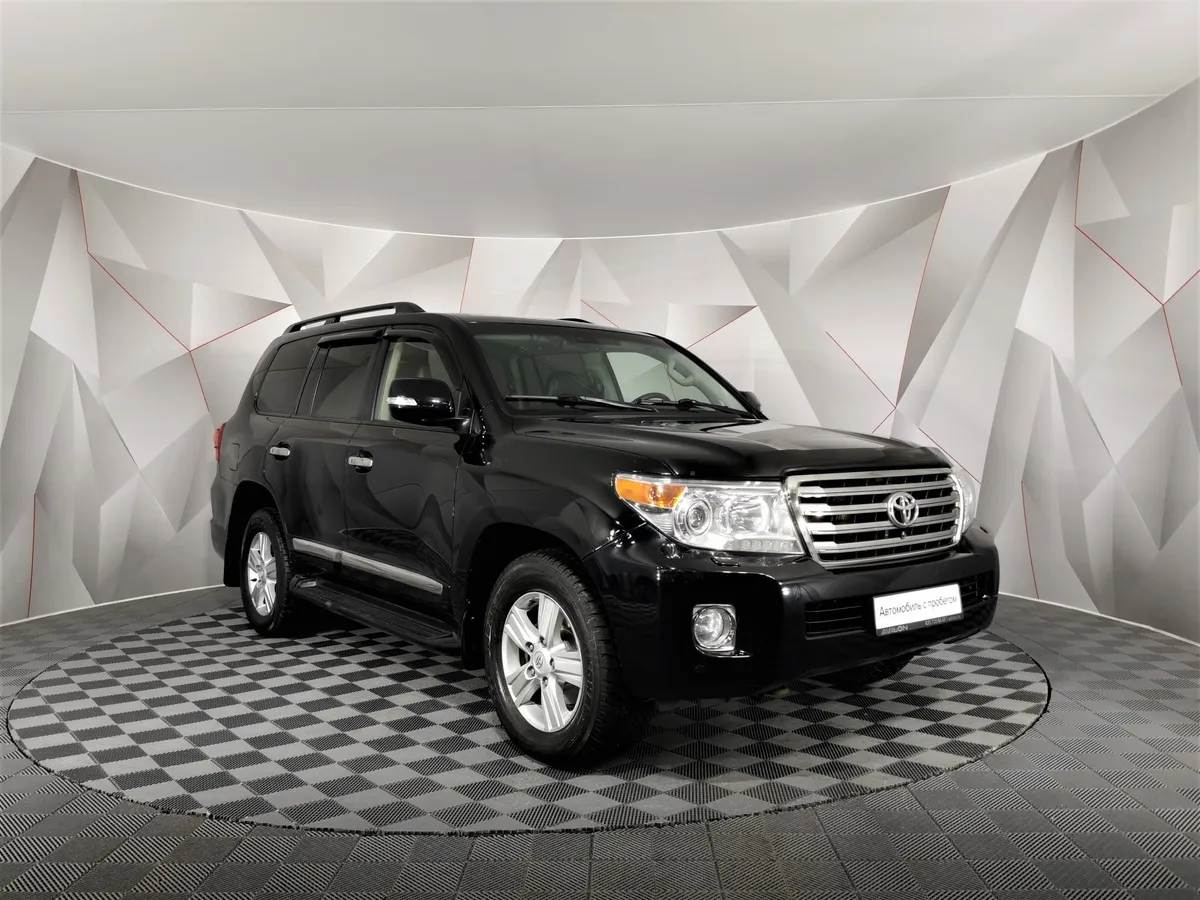 Toyota Land Cruiser 4.5 Twin-Turbo D AT 4WD (5 мест) (235 л.с.) Престиж Черный в АВИЛОН. Слайд №3