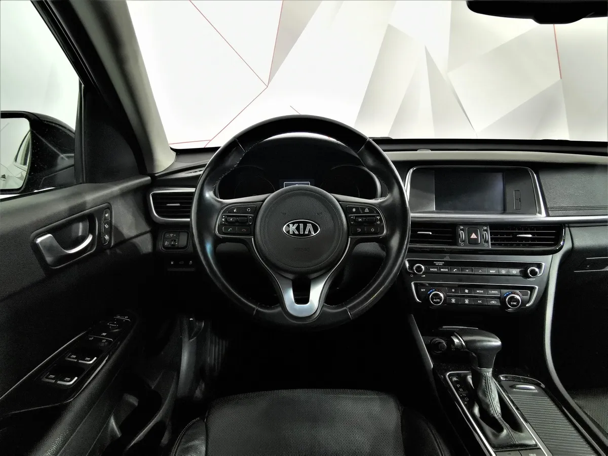 Kia Optima 2.0 T AT (245 л.с.) GT Черный в АВИЛОН. Слайд №19