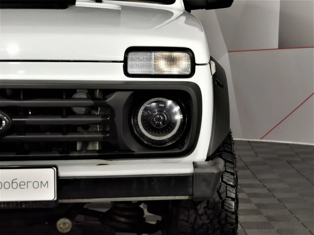 ВАЗ (Lada) 4x4 1.7 MT 8 кл. (Евро-4) (83 л.с.) Белый в АВИЛОН. Слайд №10