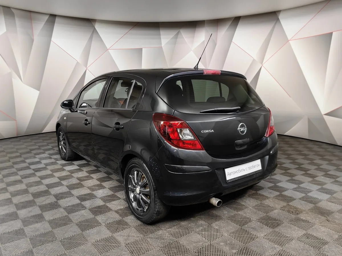 Opel Corsa 1.4 AT (101 л.с.) Черный в АВИЛОН. Слайд №4