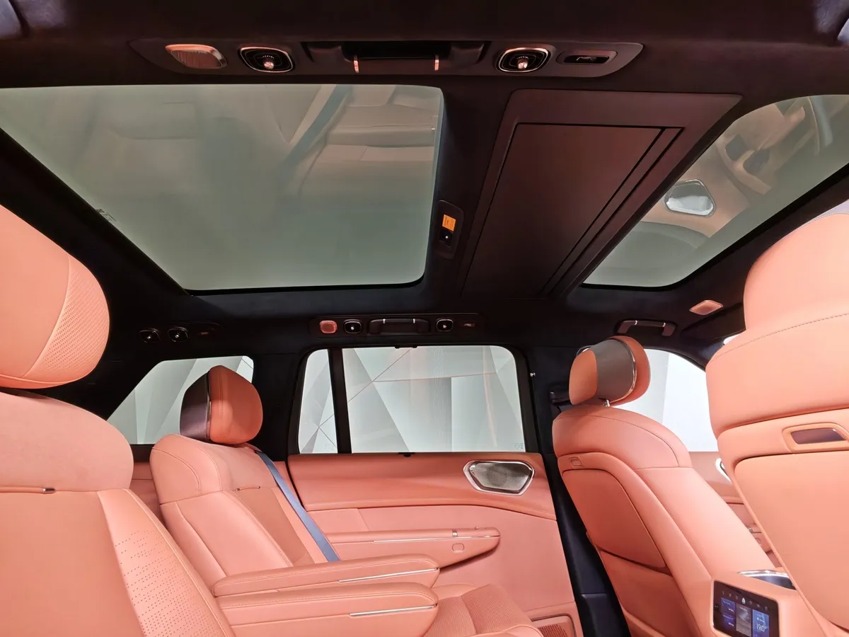 Lynk & Co 900 2.0 AT 4WD (884 л.с.) Ultra Черный в АВИЛОН. Слайд №21