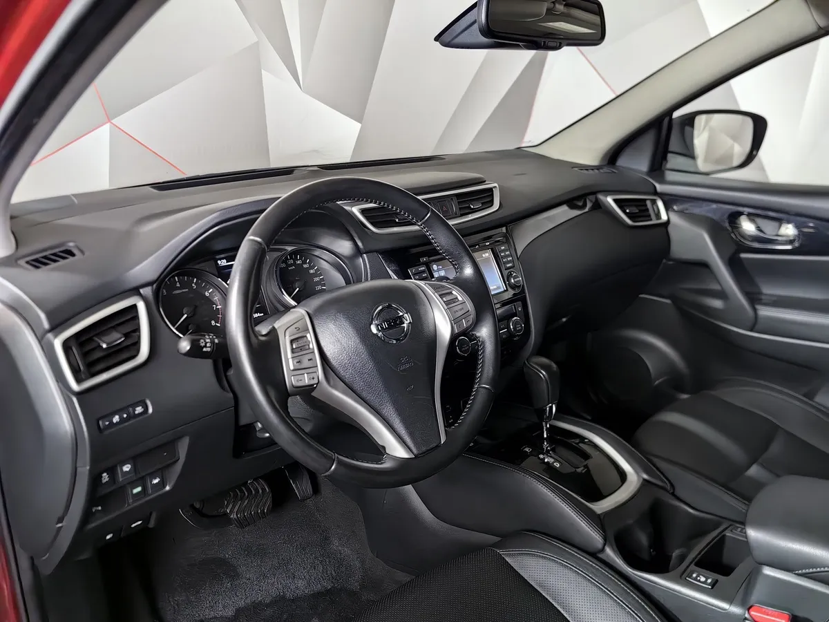 Nissan Qashqai 2.0 CVT (144 л.с.) Красный в АВИЛОН. Слайд №18