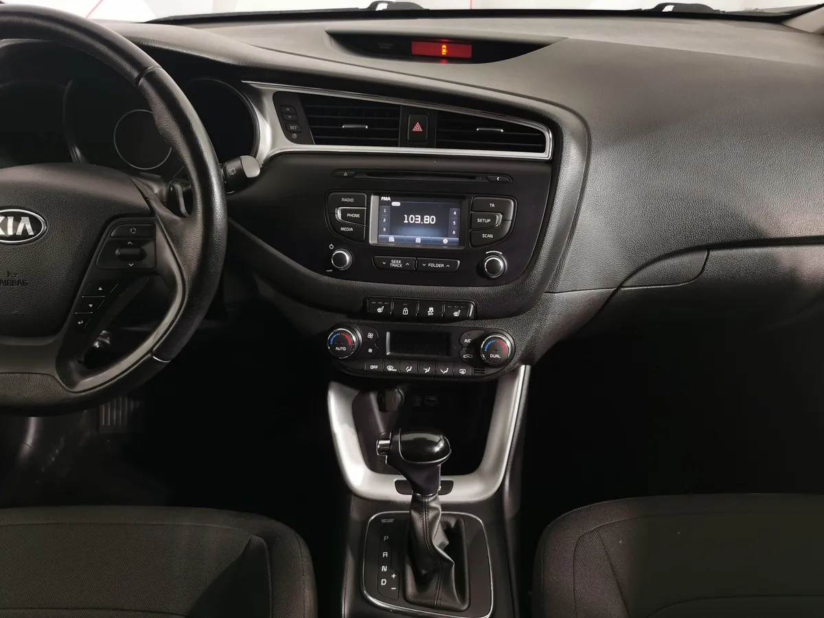 Kia Ceed 1.6 AT (130 л.с.) Luxe RED Line Черный в АВИЛОН. Слайд №14