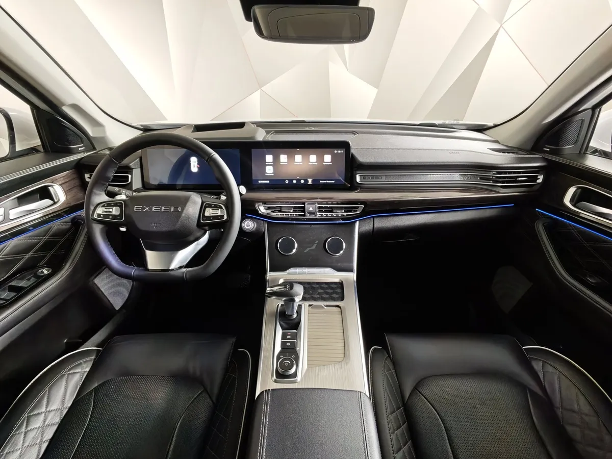 EXEED VX 2.0 AMT AWD (249 л.с.) President Белый в АВИЛОН. Слайд №14