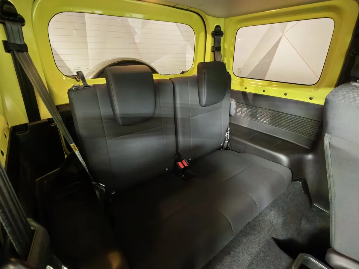 Suzuki Jimny 1.5 AT AWD (102 л.с.) GLX Черный в АВИЛОН. Слайд №14