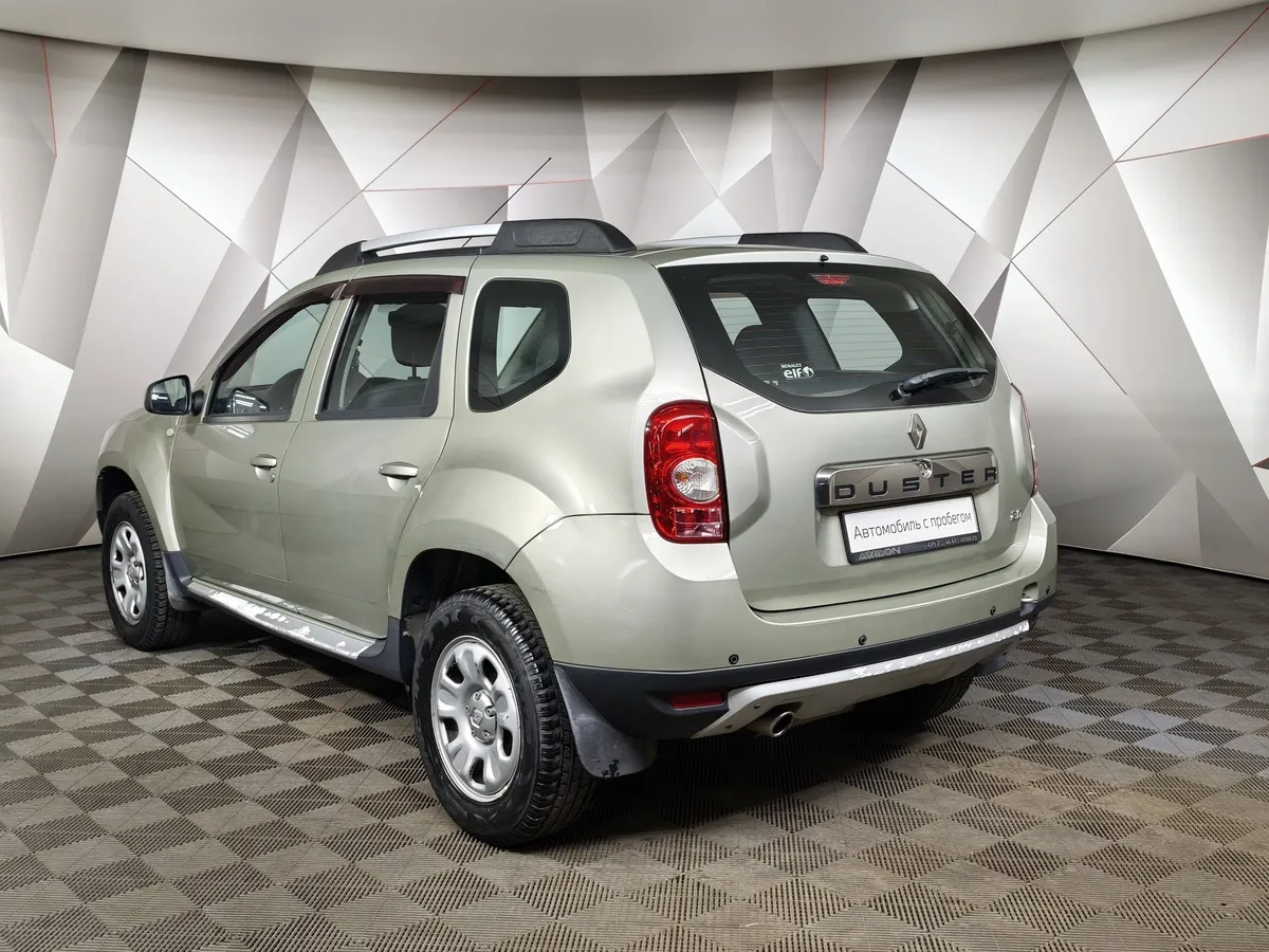 Renault Duster 2.0 MT 4x4 (143 л.с.) Коричневый в АВИЛОН. Слайд №4