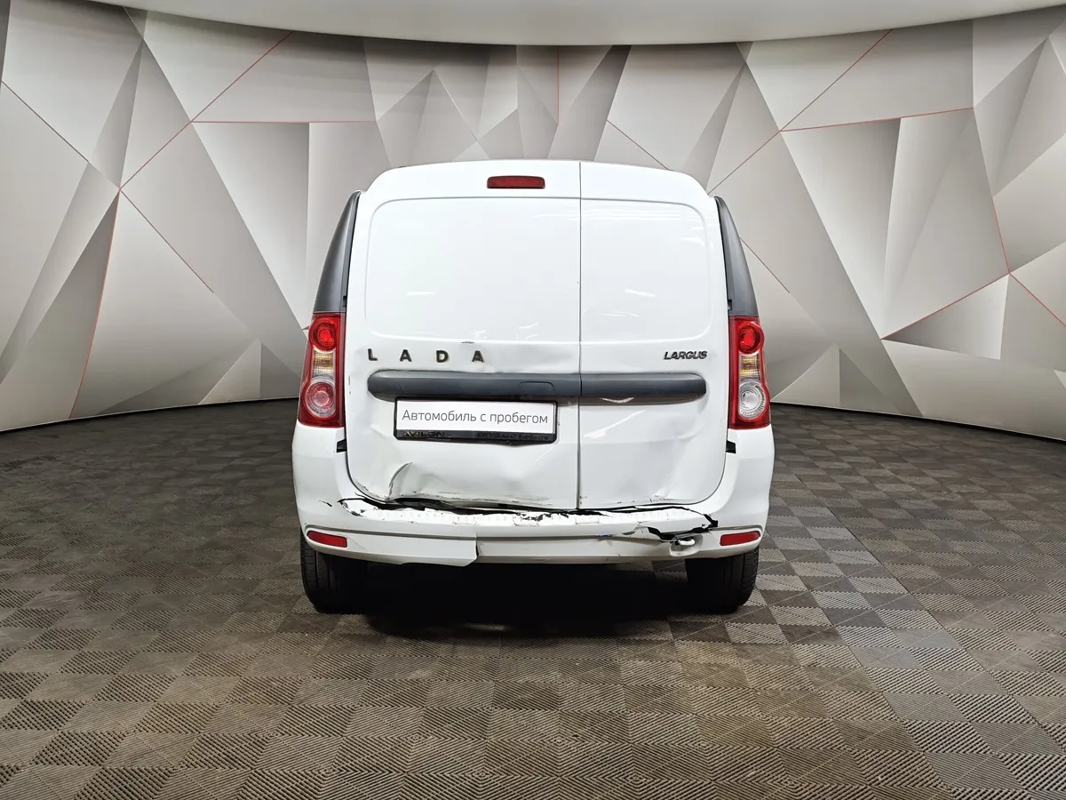 ВАЗ (Lada) Largus 1.6 MT 16 кл (5 мест) (105 л.с.) Белый в АВИЛОН. Слайд №8