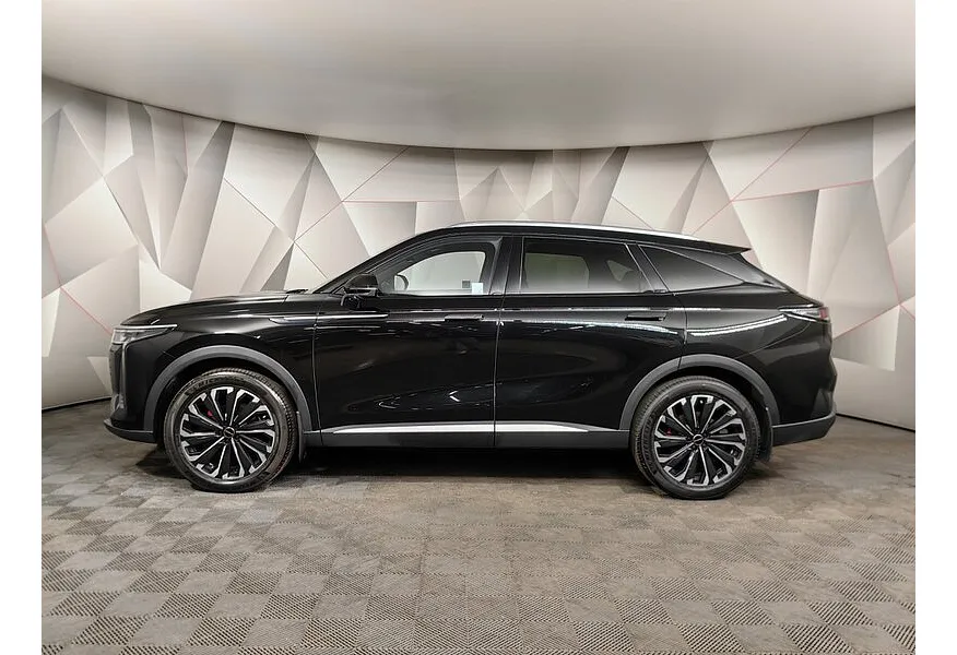 EXEED RX 2.0T DCT 4WD (249 л.с.) Platinum Черный в АВИЛОН. Слайд №5