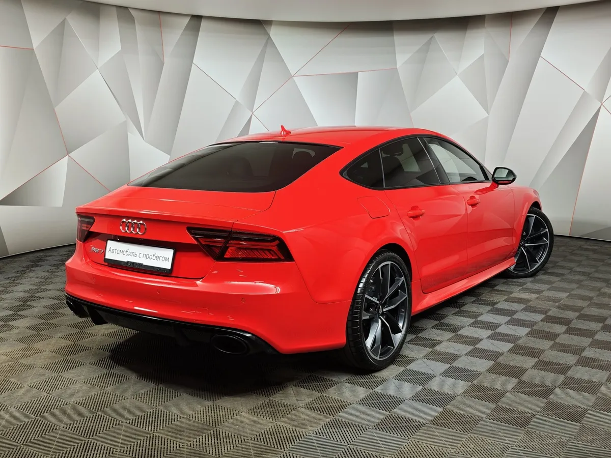 Audi RS 7 4.0 TFSI Tiptronic quattro (600 л.с.) Красный в АВИЛОН. Слайд №2