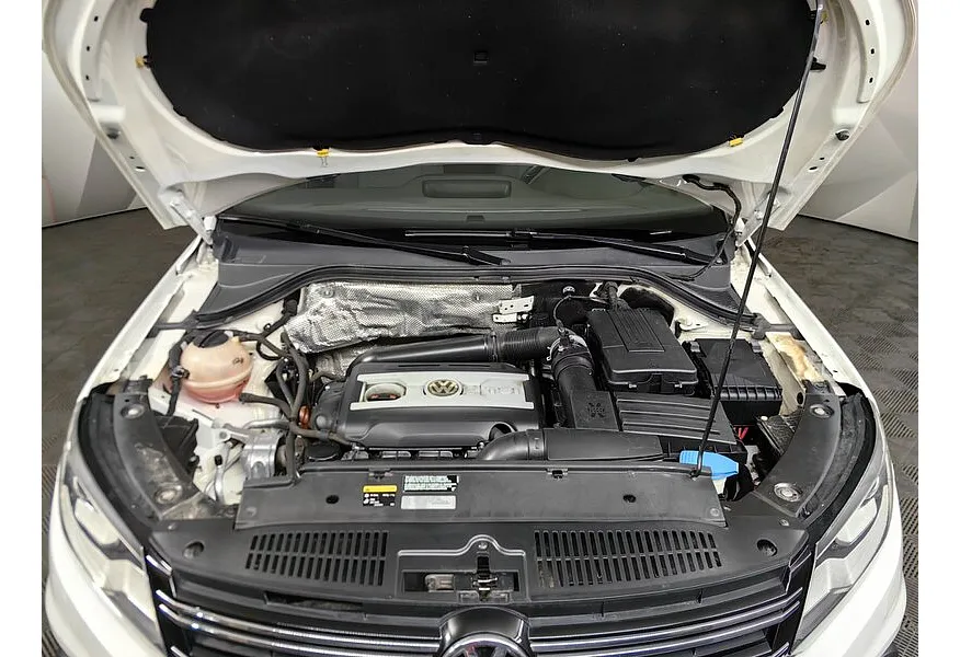 Volkswagen Tiguan 2.0 TSI 4Motion AT (170 л.с.) Track & Field Белый в АВИЛОН. Слайд №11