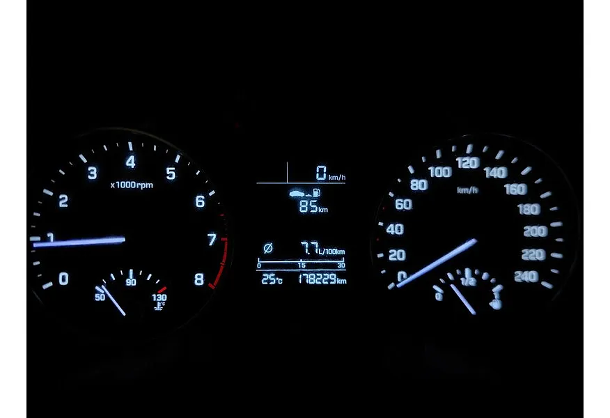 LIVE. Слайд №20