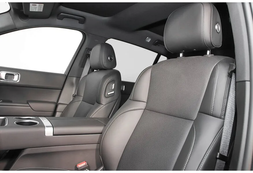 Li Auto L7 1.5 AT 4WD (449 л.с.) Ultra Серебристый в АВИЛОН. Слайд №8