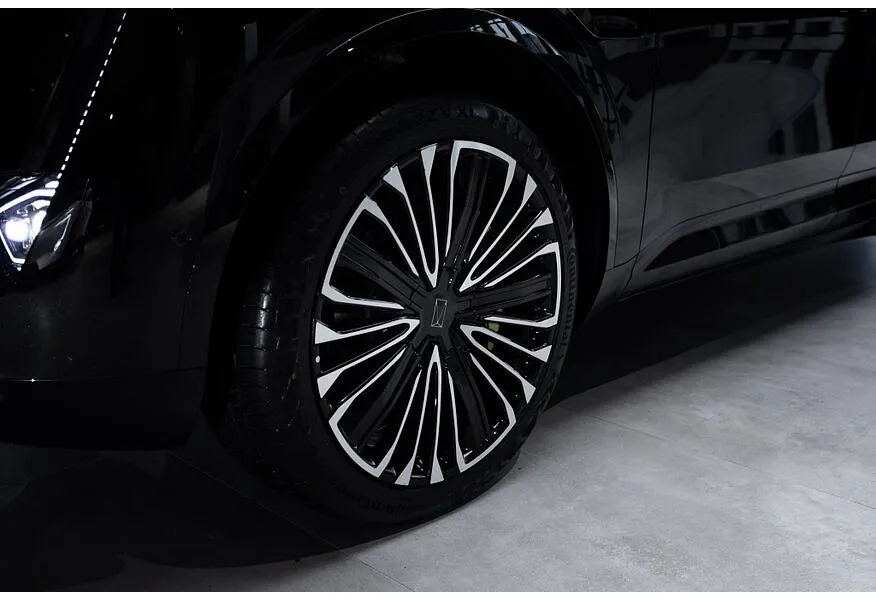 Avatr 11 116 kWh 4WD (578 л.с.) 5 мест Черный в АВИЛОН. Слайд №16