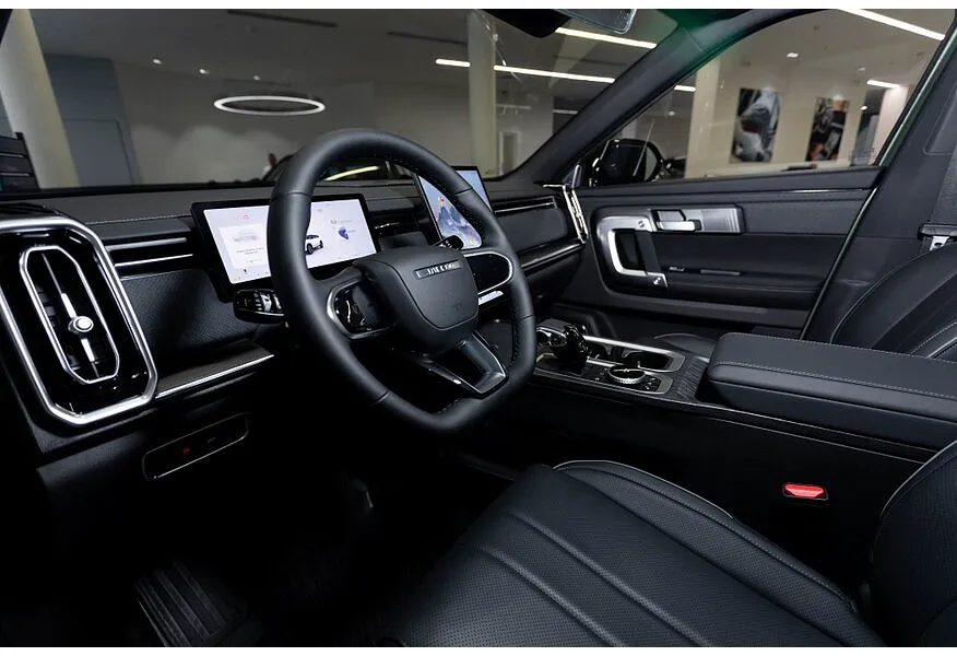 Jaecoo J7 1.5T 6DCT 2WD (147 л.с.) Ultimate LP (2 цвета) Зеленый в АВИЛОН. Слайд №8