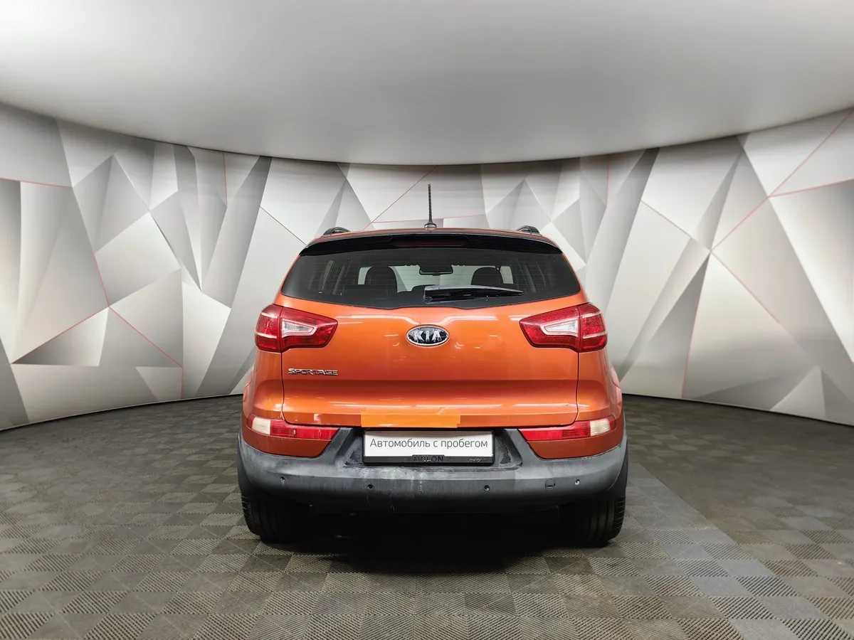 Kia Sportage 2.0 AT AWD (150 л.с.) Оранжевый в АВИЛОН. Слайд №8