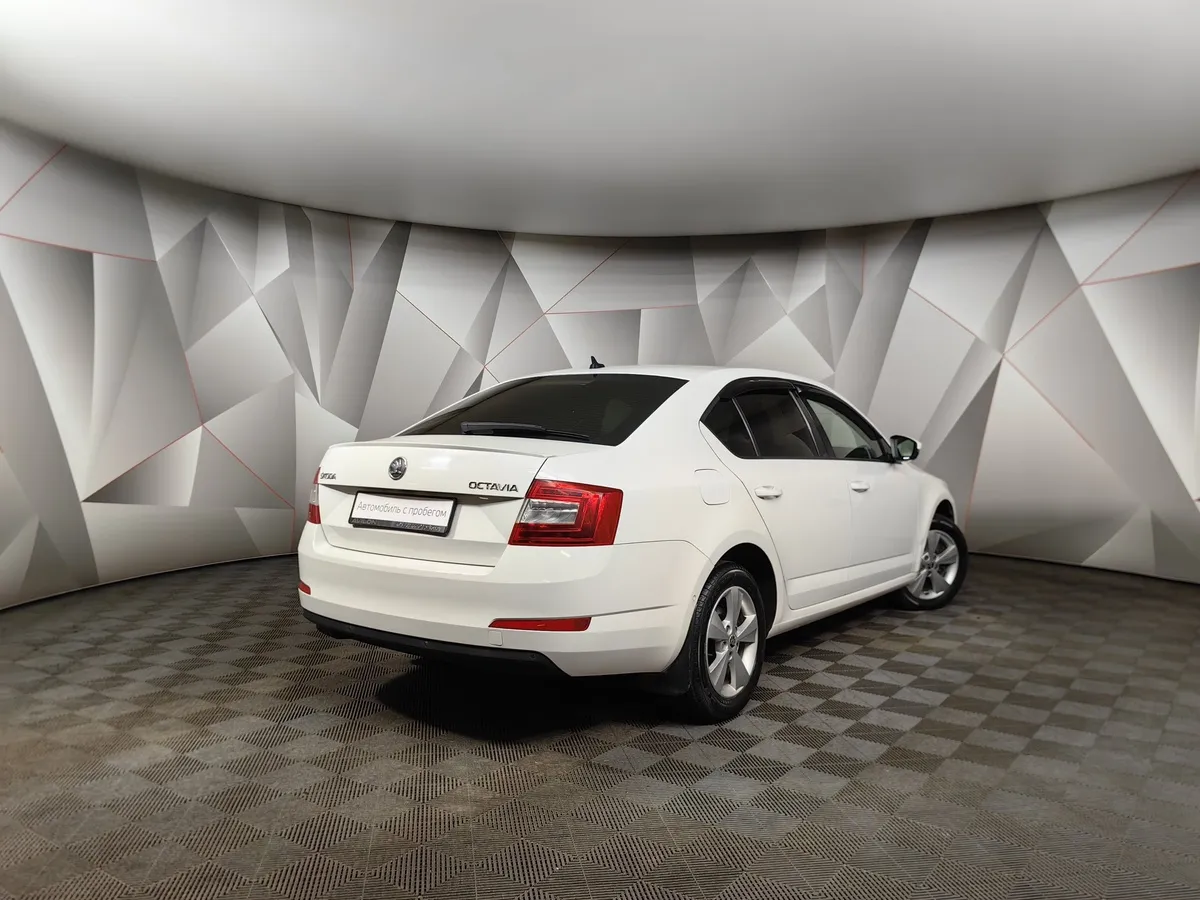 Skoda Octavia 1.8 TSI DSG (180 л.с.) Белый в АВИЛОН. Слайд №2