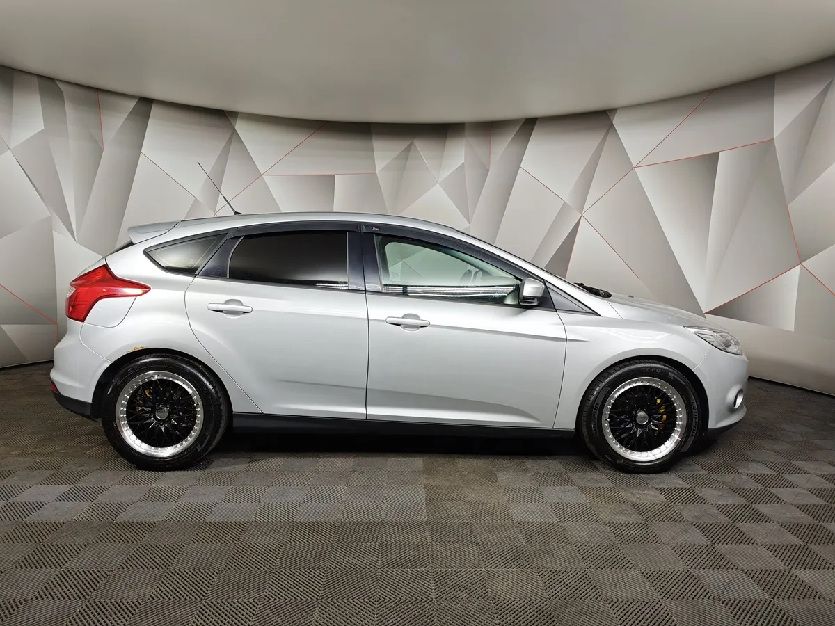 Ford Focus 1.6 MT (105 л.с.) Trend Серебристый в АВИЛОН. Слайд №6