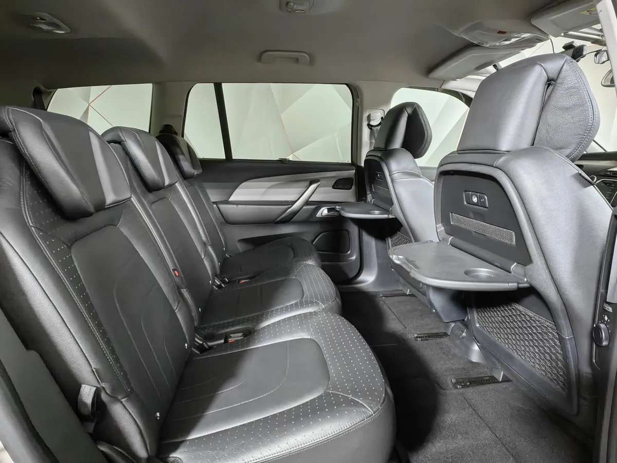 Citroen C4 SpaceTourer 1.5d AT FWD (131 л.с.) Серый в АВИЛОН. Слайд №16