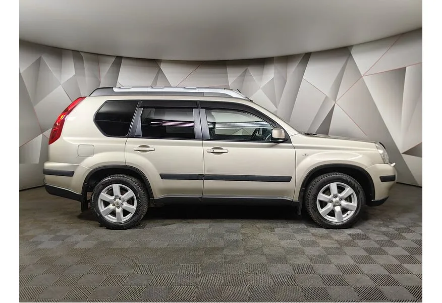 Nissan X-Trail 2.5 CVT AWD (171 л.с.) LE Top Коричневый в АВИЛОН. Слайд №6
