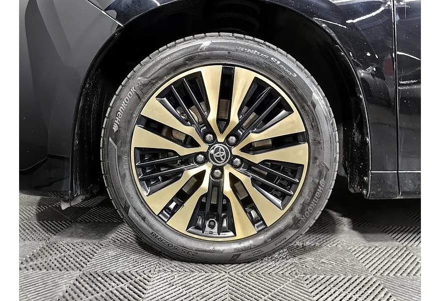 Toyota Alphard 3.5 AT (300 л.с.) Черный в АВИЛОН. Слайд №9