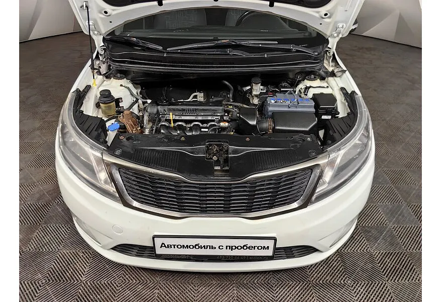 Kia Rio 1.6 AT (123 л.с.) Белый в АВИЛОН. Слайд №10