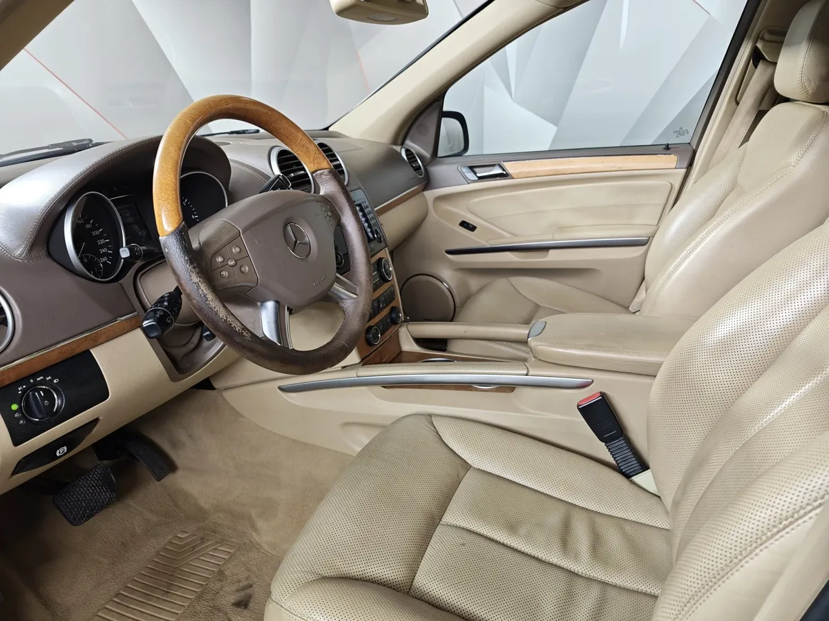 Mercedes-Benz GL 500 7G-Tronic 4MATIC (388 л.с.) Особая серия Синий в АВИЛОН. Слайд №18