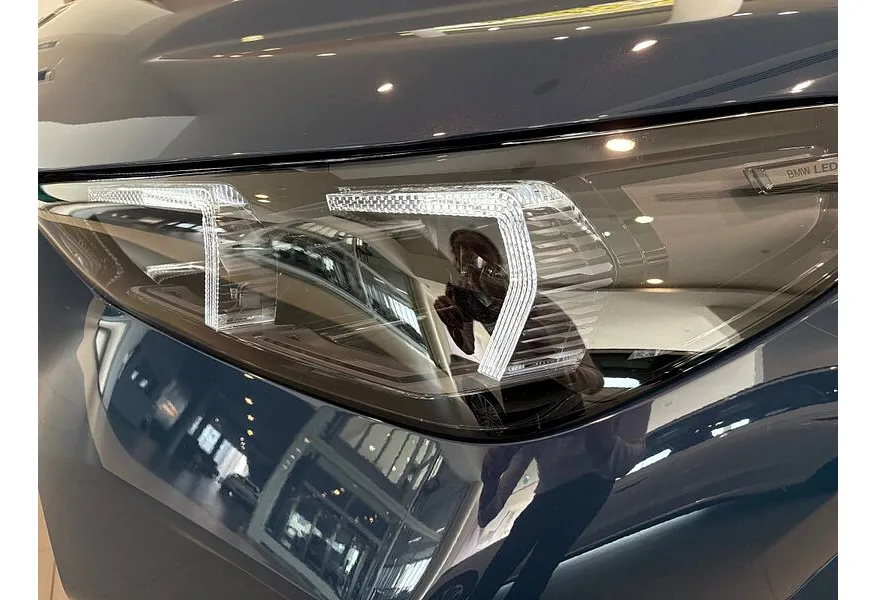 BMW X1 xDrive25 Li (204 л.с.) Синий в АВИЛОН. Слайд №11