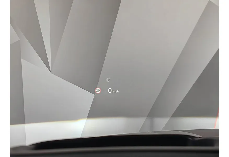 Land Rover Range Rover Evoque D180 AT AWD (180 л.с.) R-DYNAMIC SE Красный в АВИЛОН. Слайд №21