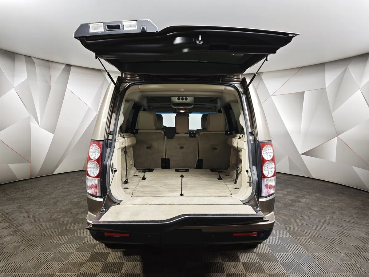 Land Rover Discovery 3.0 TD AT (245 л.с.) SE Коричневый в АВИЛОН. Слайд №11