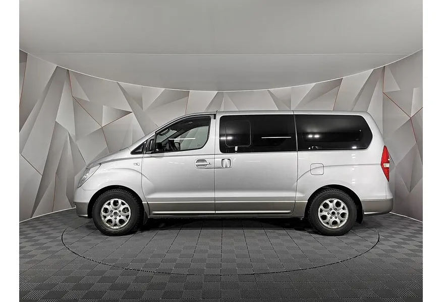 Hyundai H-1 2.4 AT (173 л.с.) Comfort Серебристый в АВИЛОН. Слайд №5