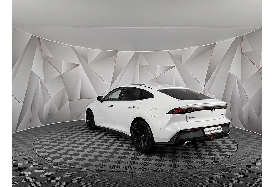 Changan UNI-V 1.5 AMT (181 л.с.) LX Белый в АВИЛОН. Слайд №4