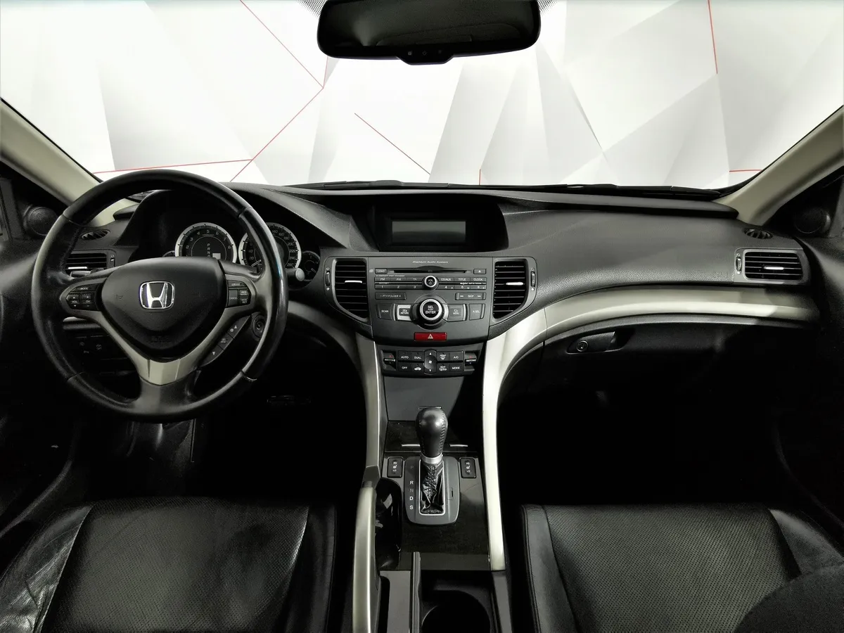 Honda Accord Type S 2.4 AT (201 л.с.) Черный в АВИЛОН. Слайд №11
