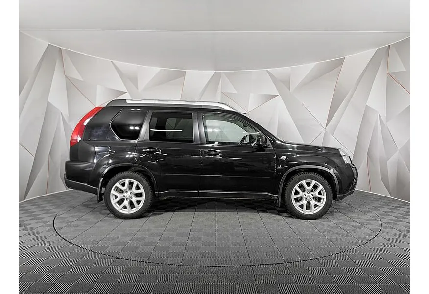 Nissan X-Trail 2.0 CVT AWD (141 л.с.) Черный в АВИЛОН. Слайд №6