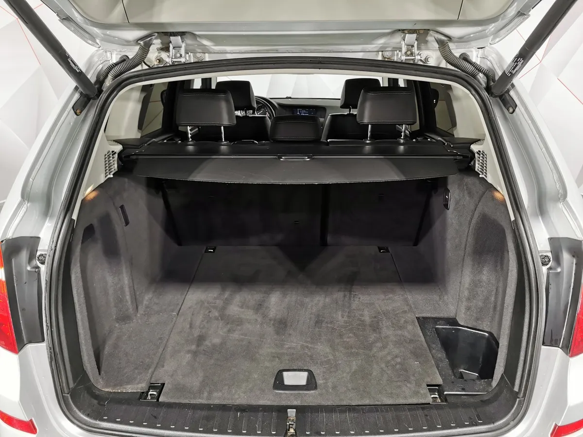 BMW X3 xDrive28i AT (245 л.с.) Серебристый в АВИЛОН. Слайд №9