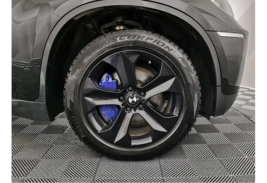 BMW X6 xDrive40d AT (306 л.с.) Черный в АВИЛОН. Слайд №7