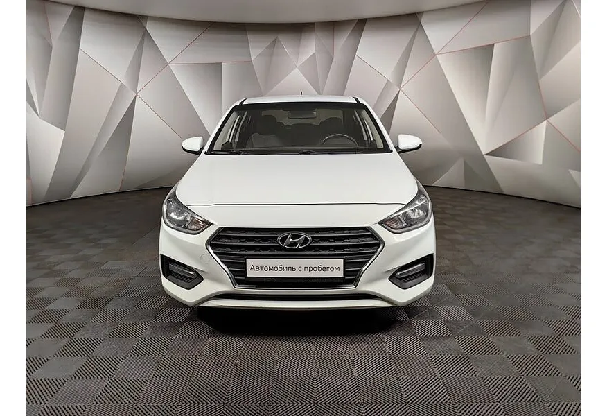 АВИЛОН - Hyundai Solaris 1.4 AT (100 л.с.) Comfort Белый - slide 4