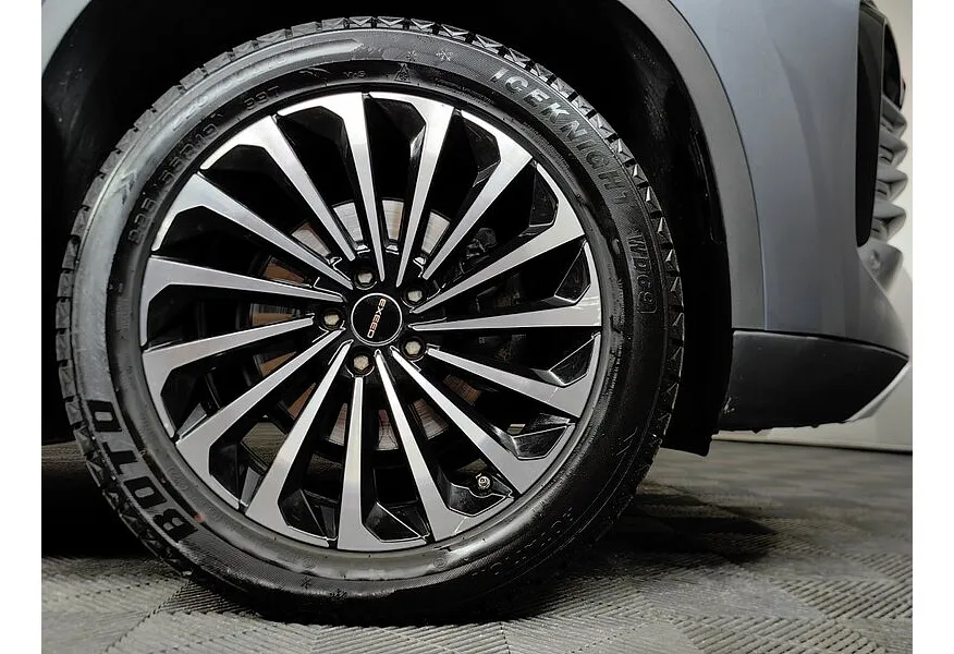 EXEED TXL 1.6 TGDI DCT7 AWD (186 л.с.) Серый в АВИЛОН. Слайд №9