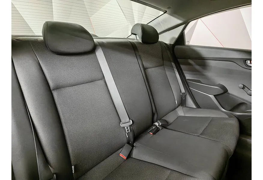 АВИЛОН - Hyundai Solaris 1.4 MT (100 л.с.) Active Plus Белый - slide 9