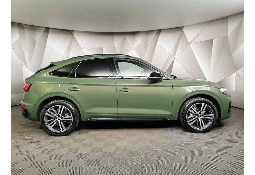 Audi Q5 Sportback 2.0 TFSI S tronic quattro (249 л.с.) Sport Зеленый в АВИЛОН. Слайд №6