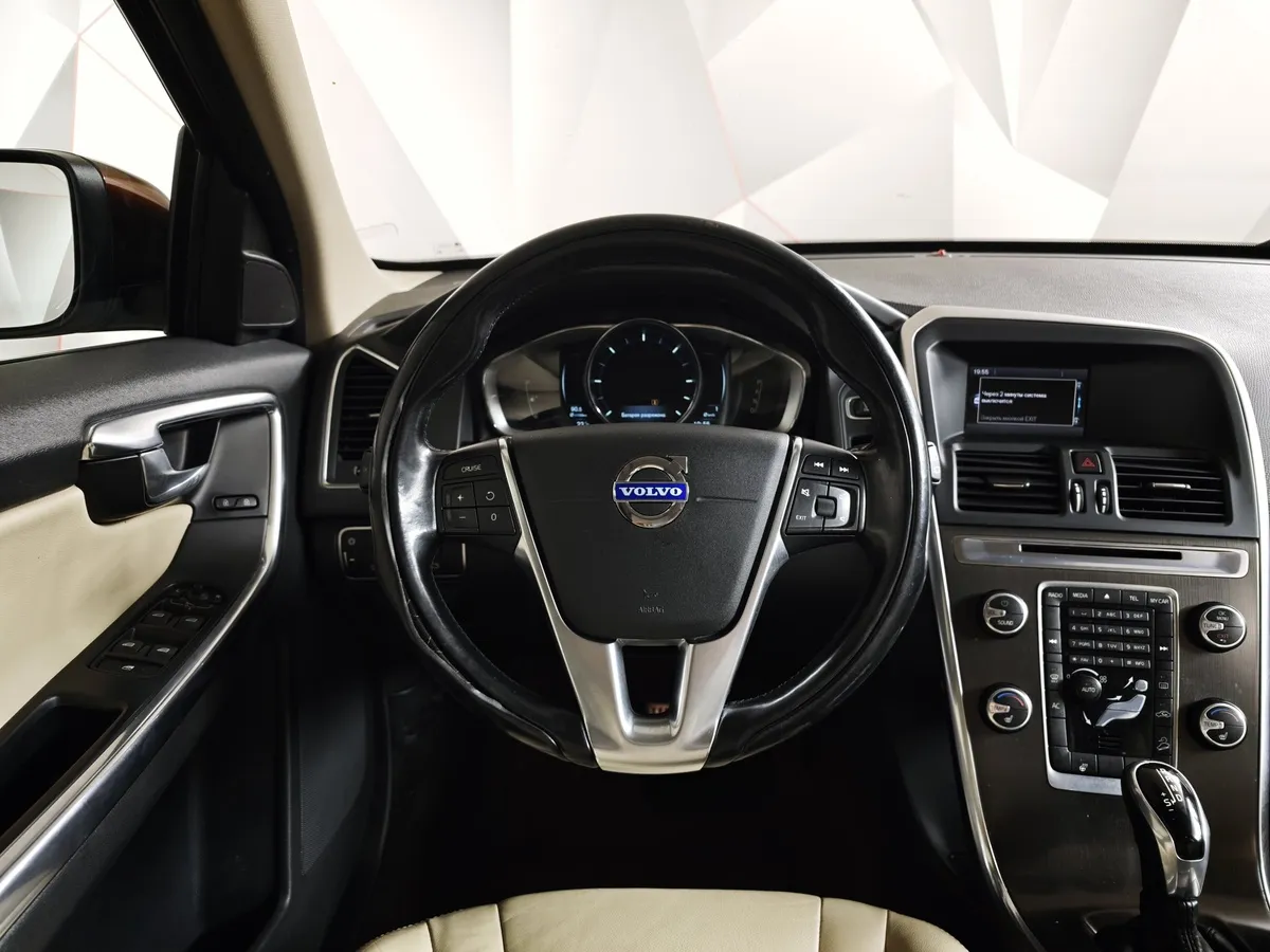 Volvo XC60 2.4 D4 Geartronic AWD (181 л.с.) Красный в АВИЛОН. Слайд №19